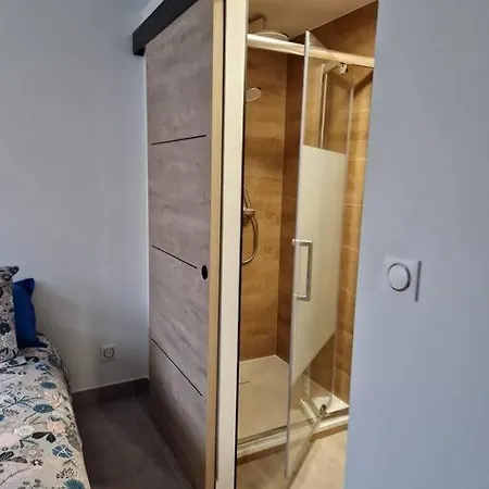 Apartment Joli T2 Cosy Avec Jardin Privatif *